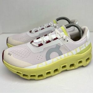 On Cloudmonster Womens Frost/Acacia Size 9.5 61.97783 No Box. Close to new!